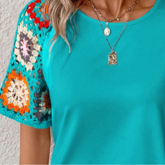 Turquoise Bohemian Top Crochet Open Weave Floral Sleeves, Stretch, Crew Neck - Picture 3 of 5
